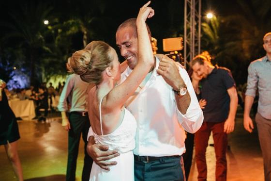 סיפורי כלות: החתונה הפסטורלית של שרית ושרון (1 באוק